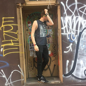 Meet your Posher, Devin